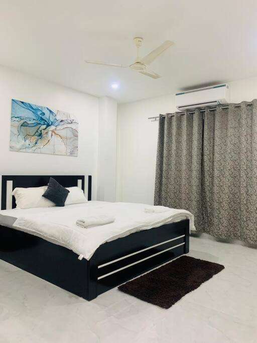 Appartement White Orchid, Unique&Stylish, Executive 2BHK. à Guwahati Extérieur photo